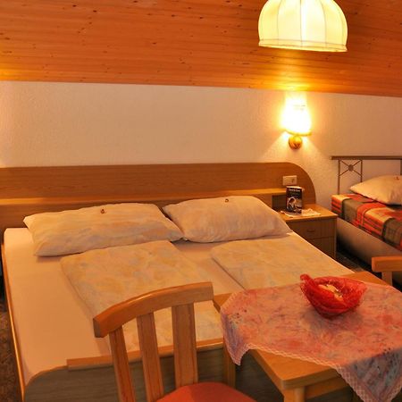 Hotel Haus Alpenruh St. Leonhard im Pitztal Exterior foto
