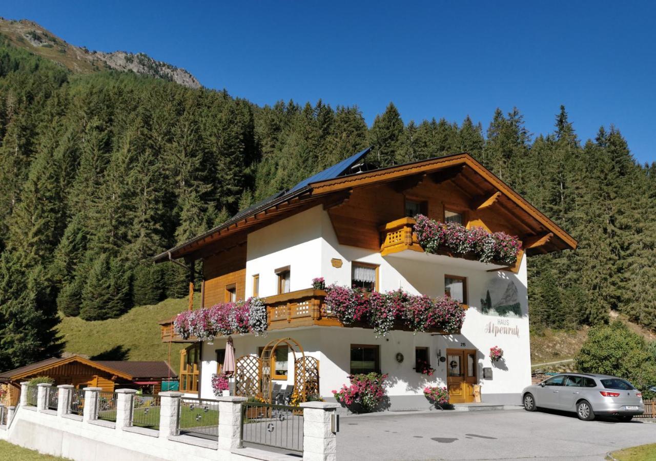 Hotel Haus Alpenruh St. Leonhard im Pitztal Exterior foto